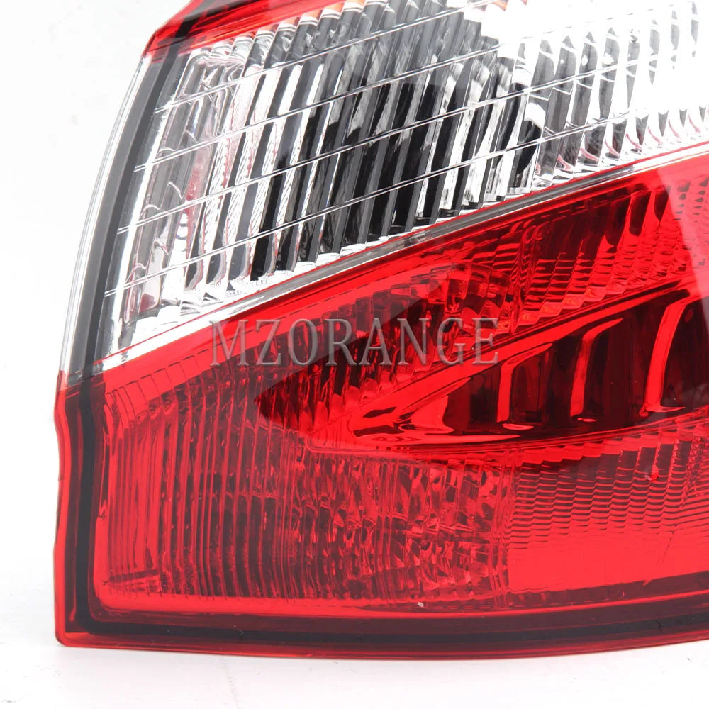 Car Outer Rear Tail Light For Nissan Qashqai 2008-2015 EU Version Brake Fog Lamp Accessories Car Warning Running Light