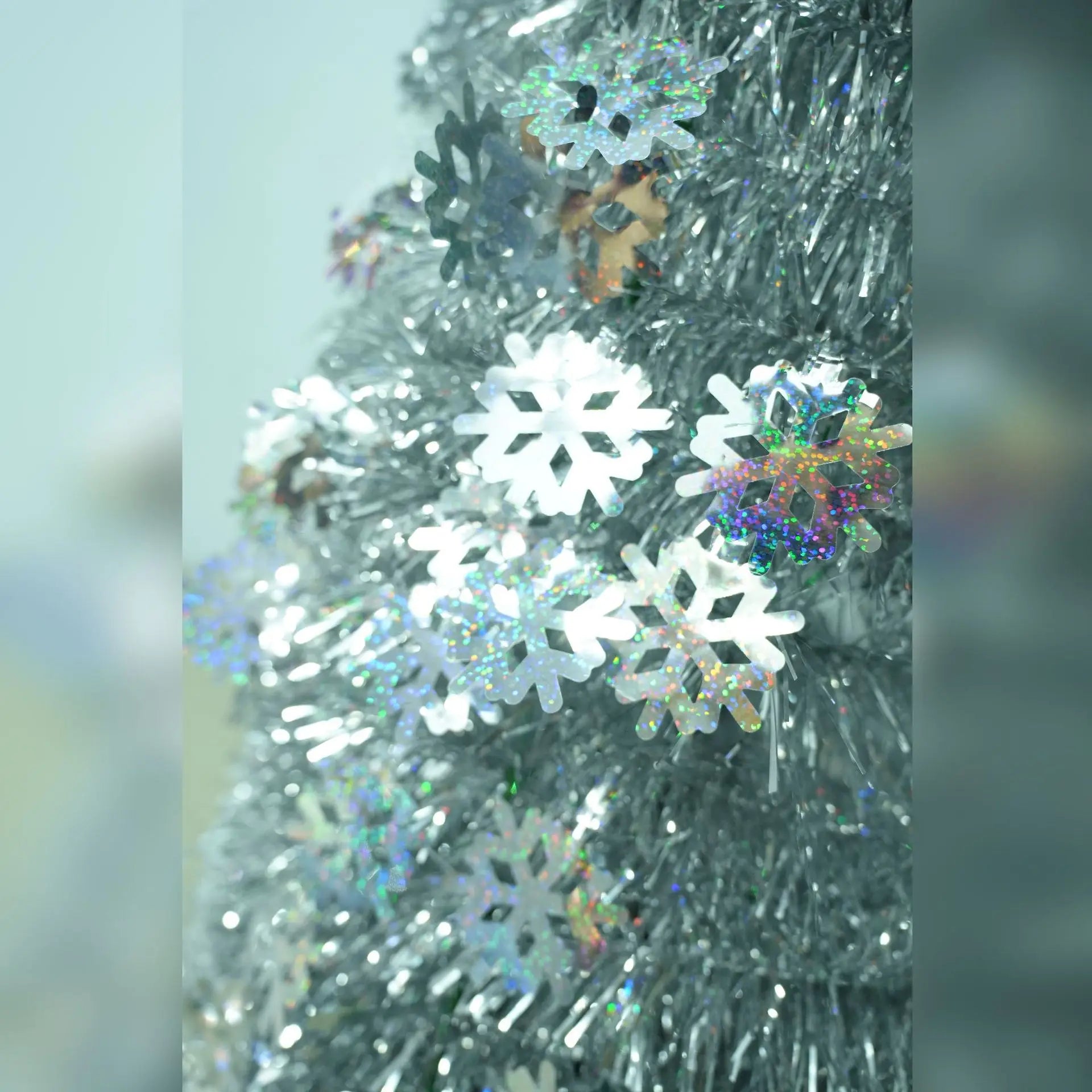 2025 Creative 1.5m Laser Snowflake Christmas Decoration Tree Foldable Shrinking Christmas Tree, Christmas Decoration