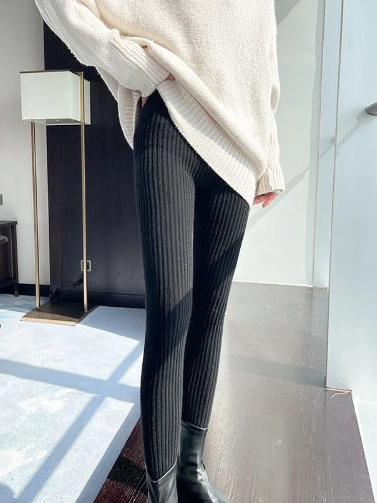 Black Knitted Leggings Slim Fit Autumn and Winter New Wool Warm Women's Leggings Sexy High Waist Vertical Stripes Womens Pants