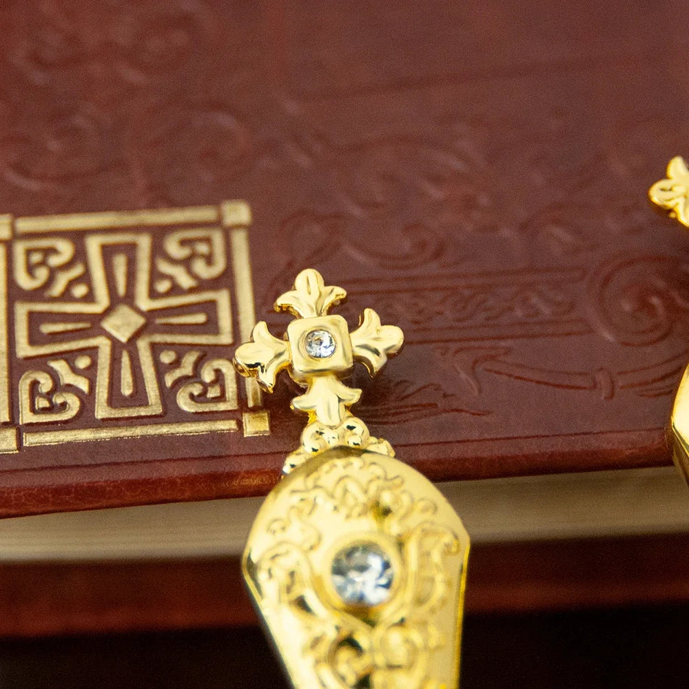 HTISOK Orthodox Church Metal Knives for Religious Rituals with Decorative Patterns Religion Ritual Accessory