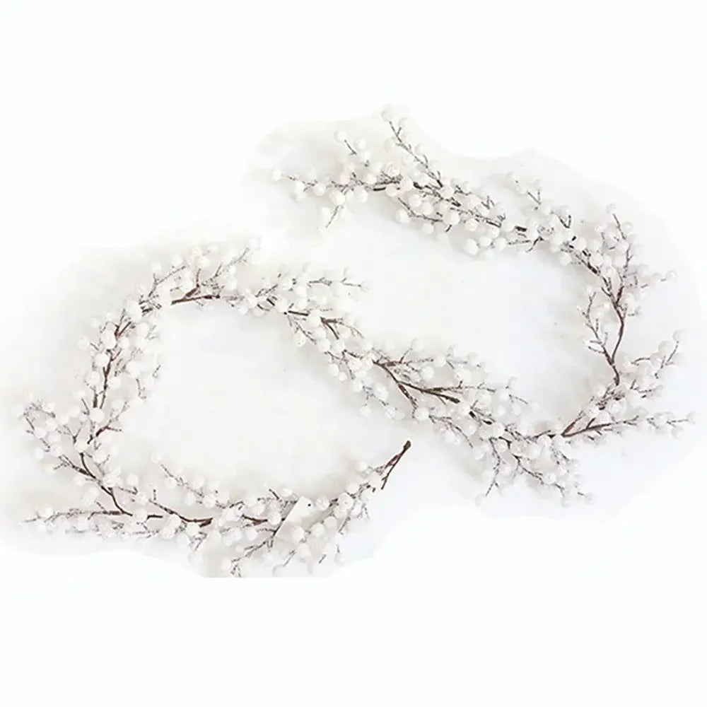 Gift Xmas Tree Ornament Leaves Branches Christmas Decorative Garland Pine Cones Vine Artificial Red Berries Hanging Wreath