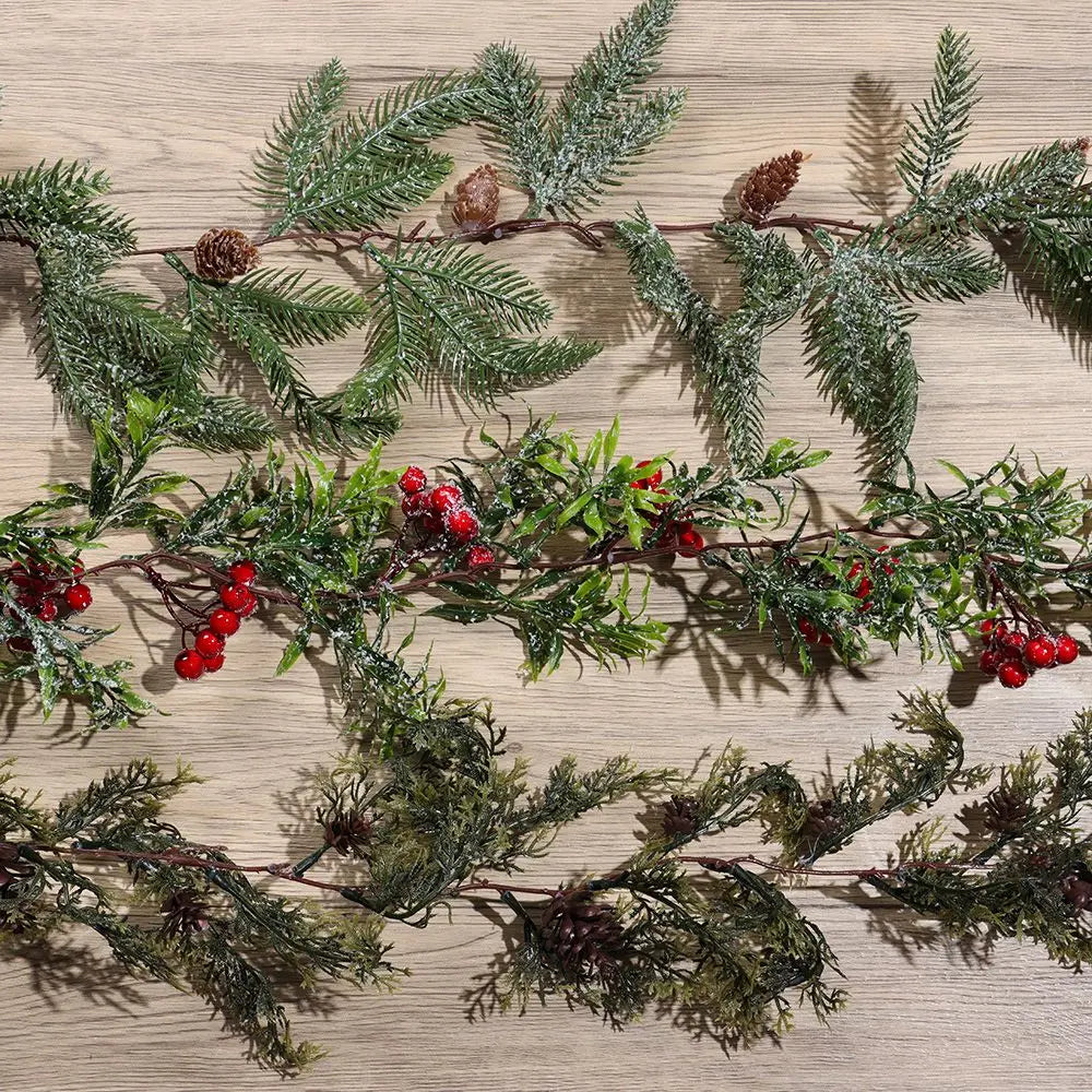 Gift Xmas Tree Ornament Leaves Branches Christmas Decorative Garland Pine Cones Vine Artificial Red Berries Hanging Wreath